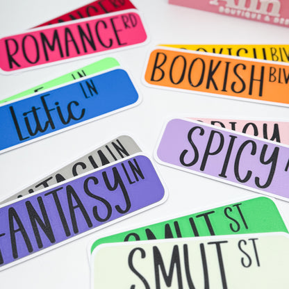 STREET SIGN BOOKMARKS – CUSTOMIZE YOUR READING ROUTE! 📚✨