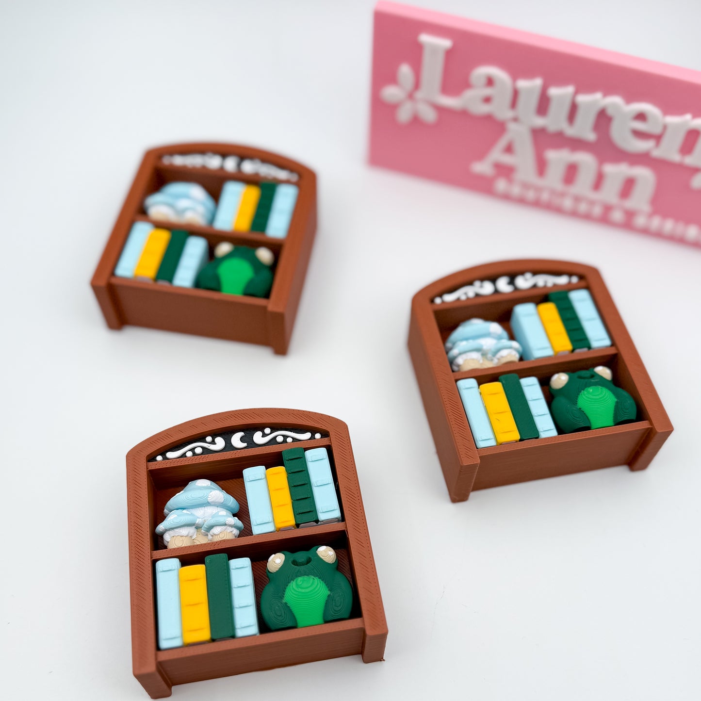 Bookshelf Clicker