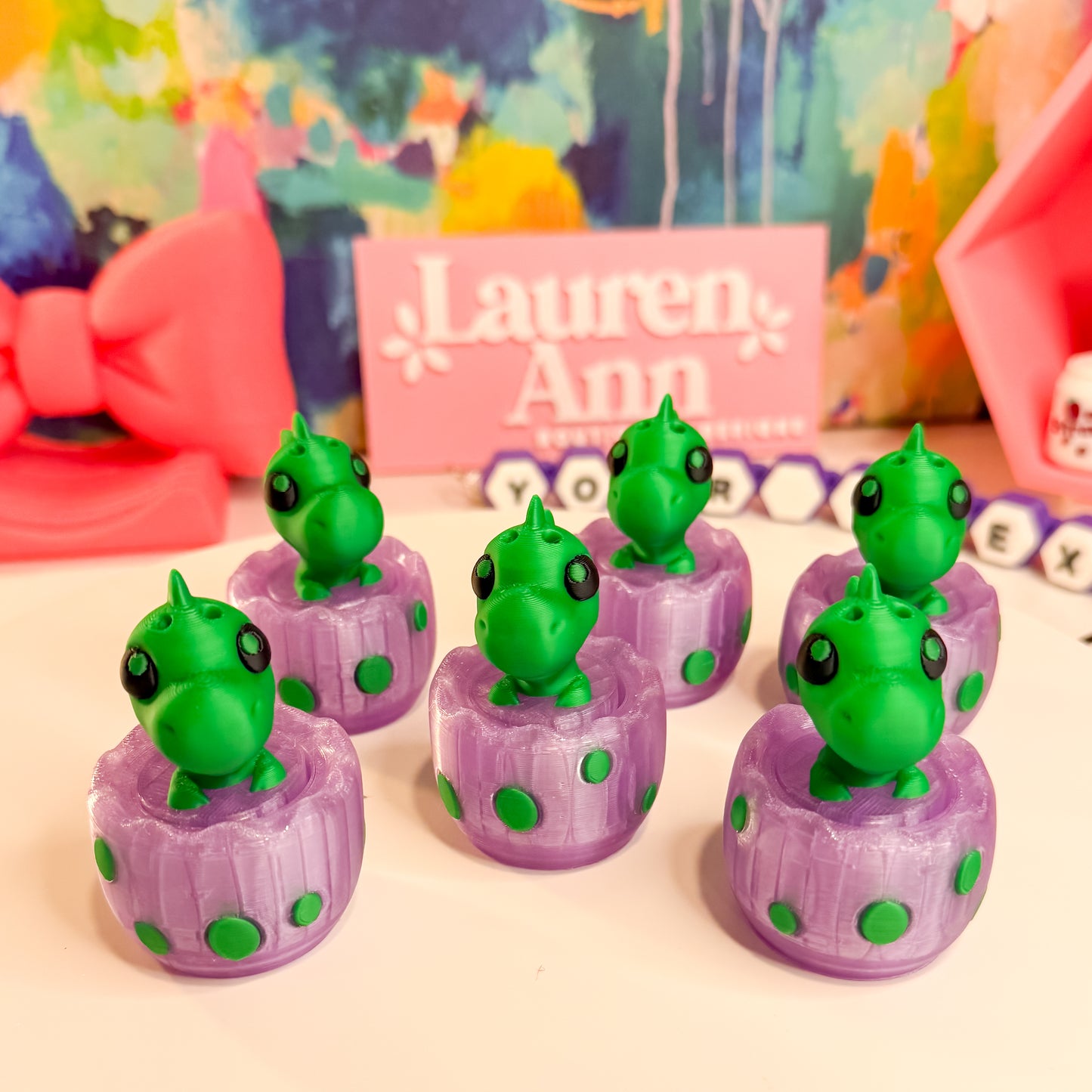 Spinning Dino Egg Clicker