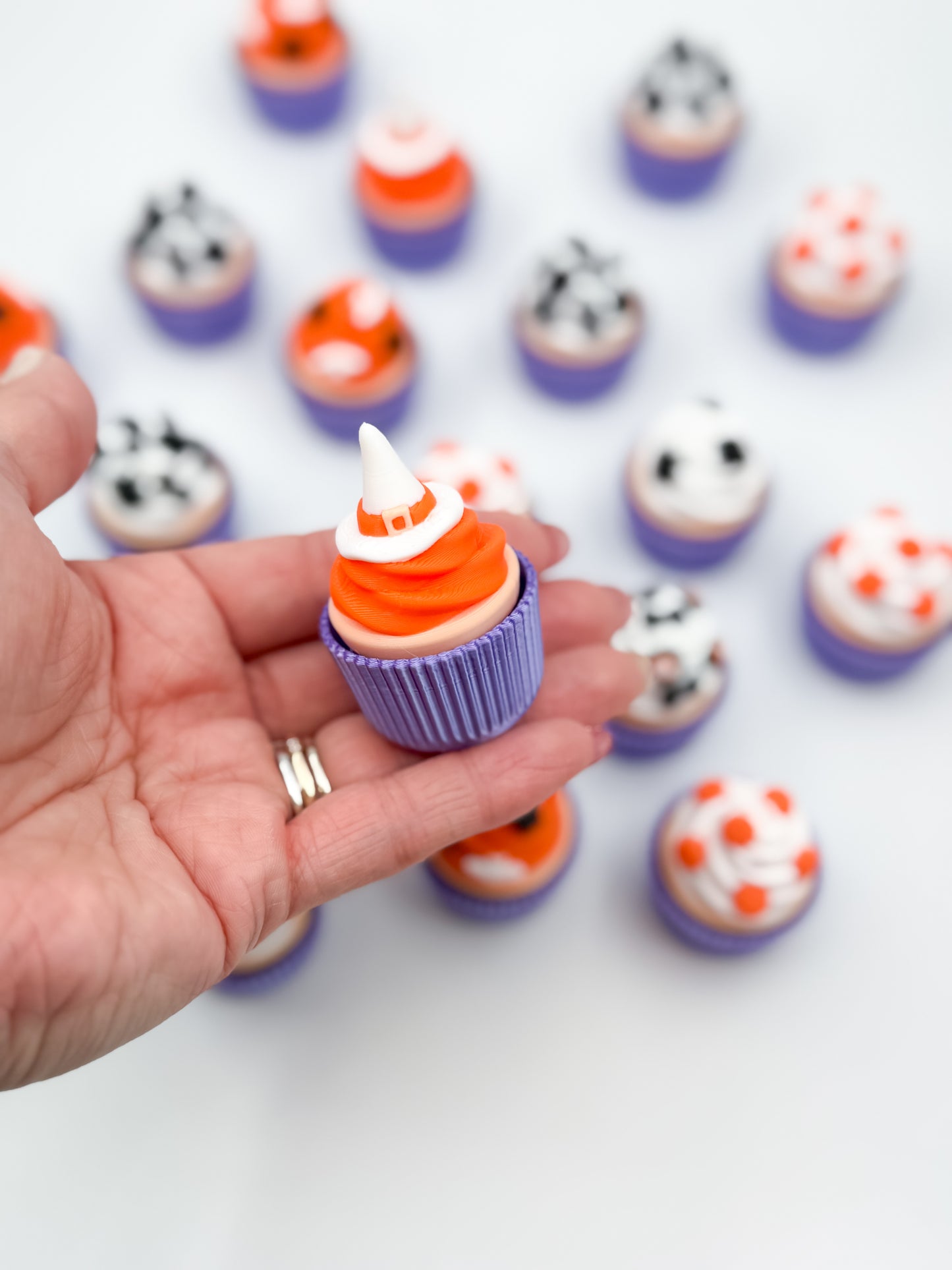 Spooky Cupcake Clickers MYSTERY 3 Pack