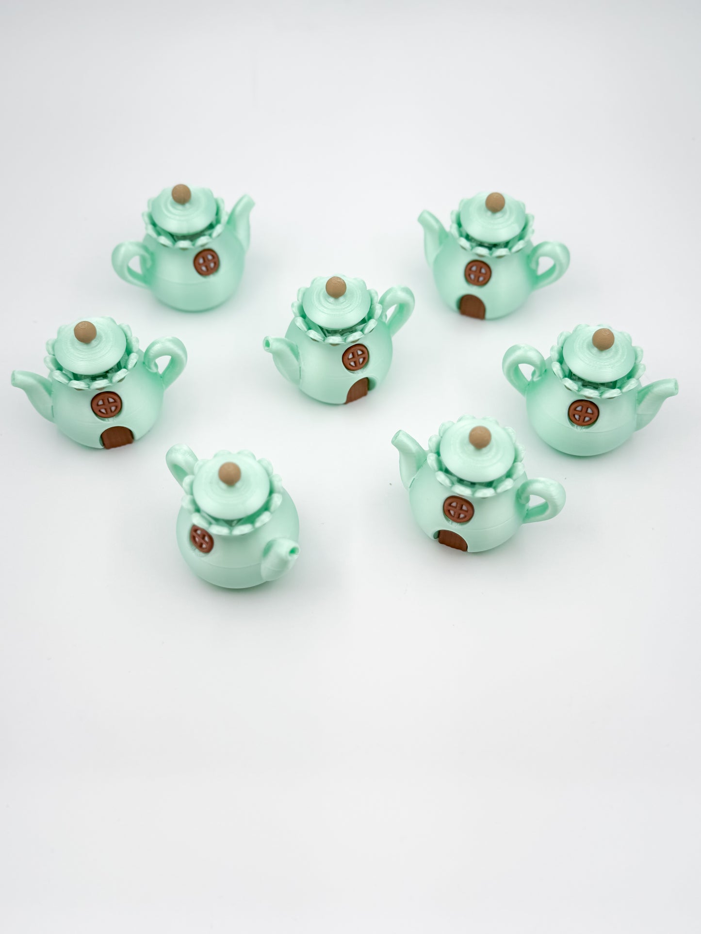 3D Printed Teapot Cottage Clicker